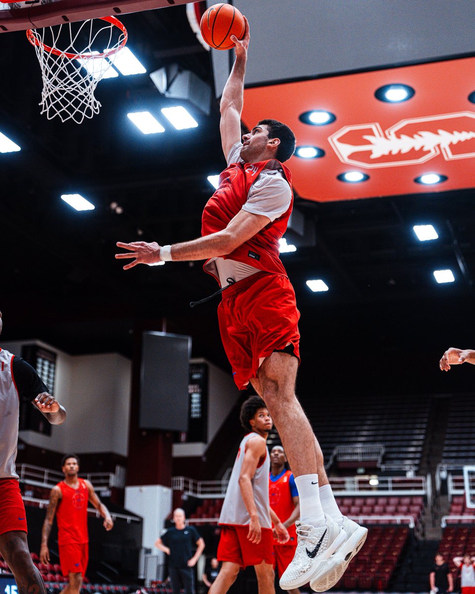 SMU Basketball tweet media