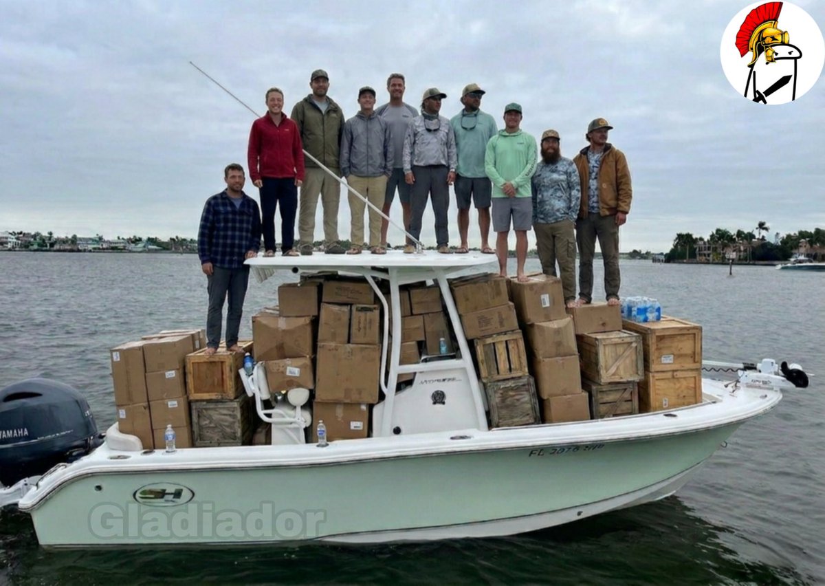 Así me imagino que venían los tripulantes de la lancha después de ver todo lo que traían… según el noticiero.
