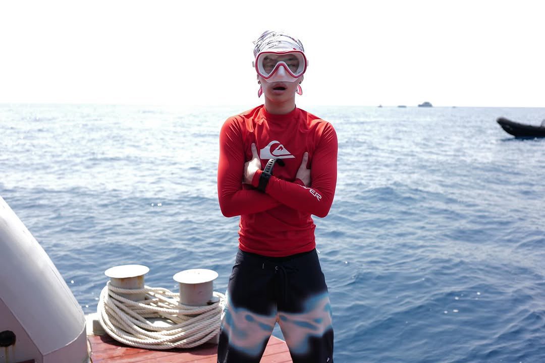 ไม่เล่นนะเฟ้ย หุ่นน้องไทยสร้างเรื่อง หุ่นฮีเริ่มลีน เริ่มมีกล้ามช่วงไหล่ ช่วงแขน เปิดปี 2026 มาได้สองเดือนหุ่นฮีมาไกลขนาดนี้อะ ยังชื่นชมความมีวินัยของน้องไทยมากๆ whoop ที่ซื้อมาใส่ได้ผลทันตา เชื่อแล้วว่าทำสุดทุกทาง หุ่นดีแล้วยิ่งเสริมออร่าพี่ดาราเข้าไปอีก ปีทองของฮีจริงๆ