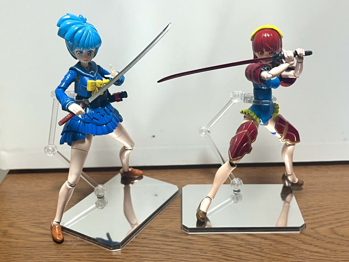 今月は30日はないけど、今月八展で展示した自作30MSの虹野沙希ちゃんと