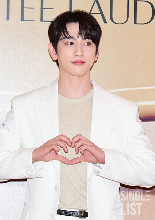 작품명 : 노룩하트