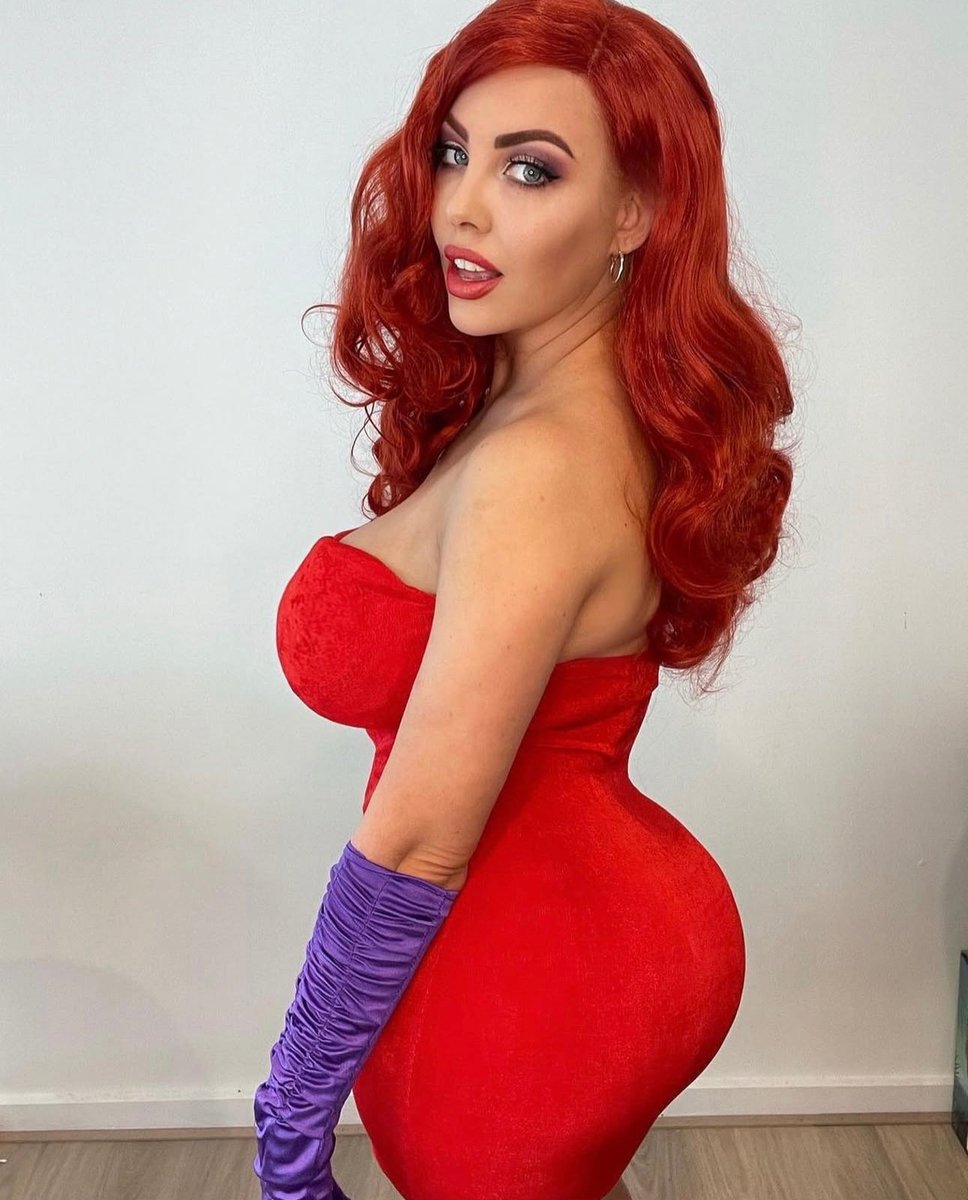 Evie Leana tweet media