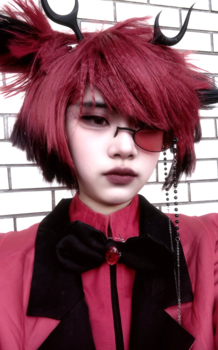 受付あるところから外出てまっすぐ行った外の撮影エリアに居ます（わかりづらっ！）