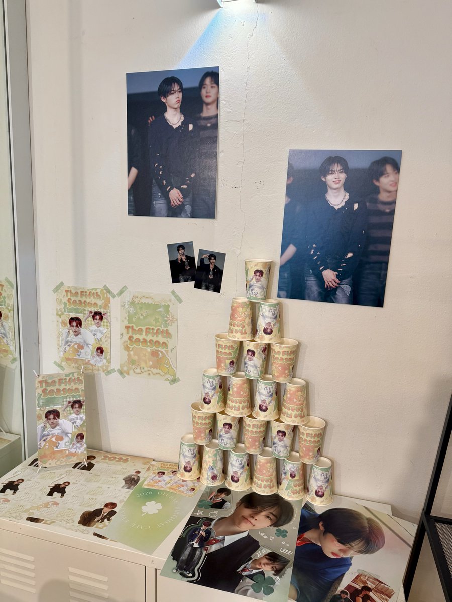 카페 오픈했습니다:)

#나에게찾아온_다섯번째계절
#김규래 #KIMGYURAE