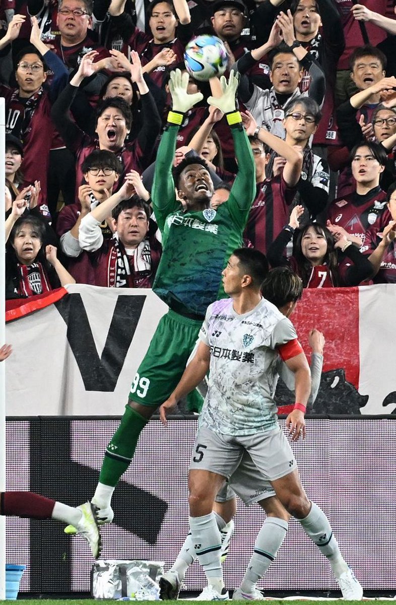 勝たせられるキーパーに」 加入後初出場のオビ・パウエルオビンナ選手