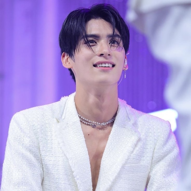 Pop Crave tweet media