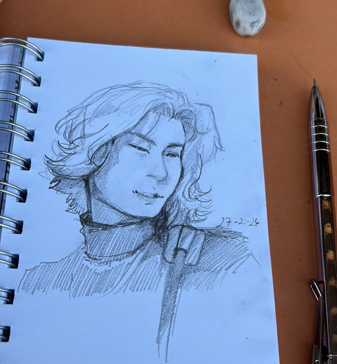 まる💊 tweet media