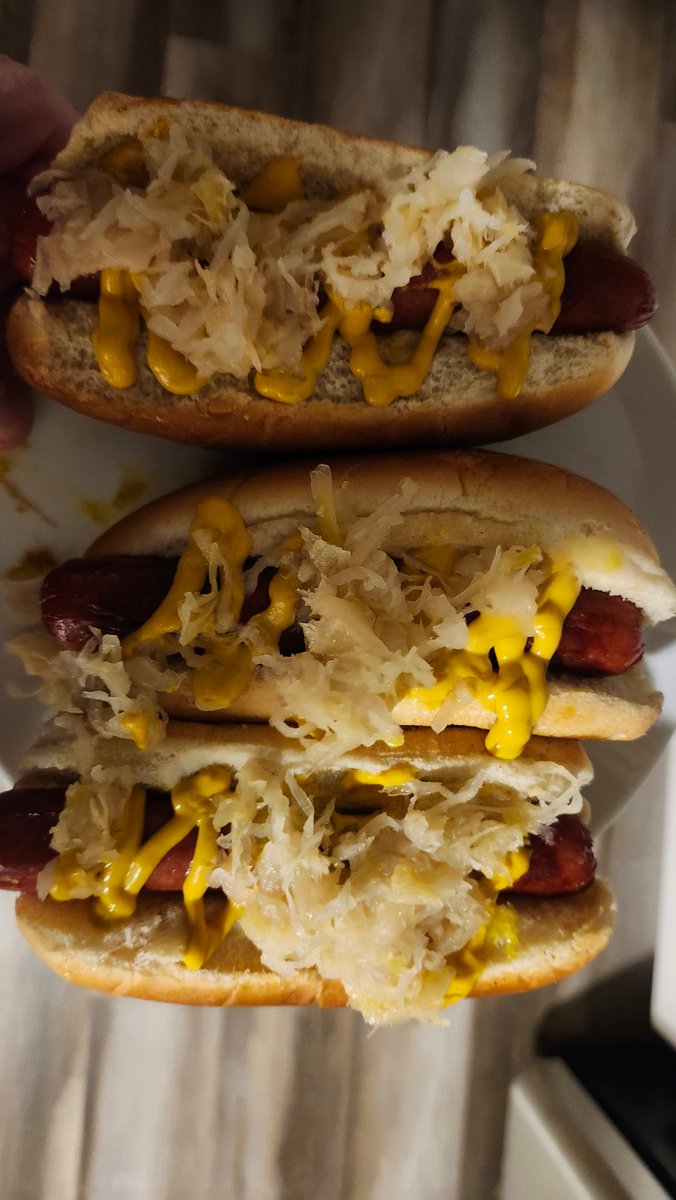 Carlos Spicyweiner tweet media