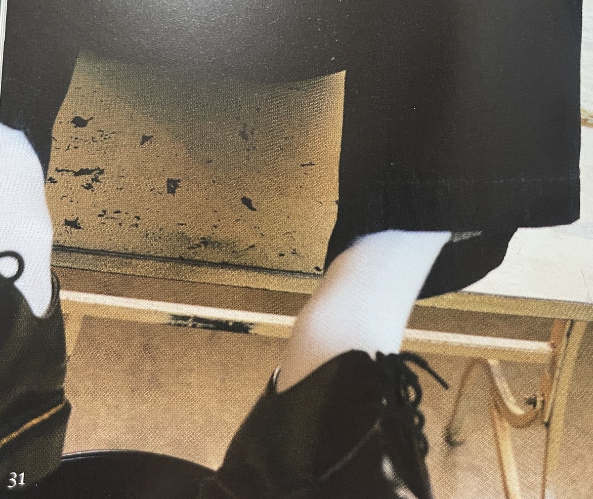 머찐 포즈에 그렇지못한 귀여운 발목😆