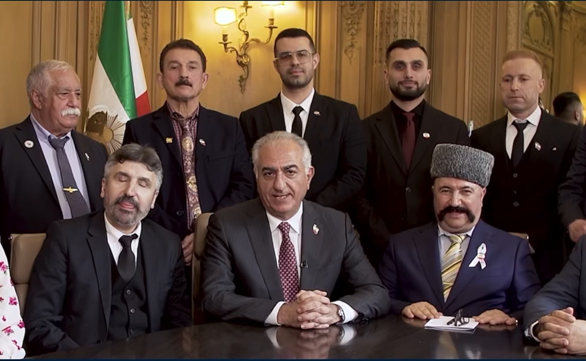 Piishgoo🇮🇷 tweet media