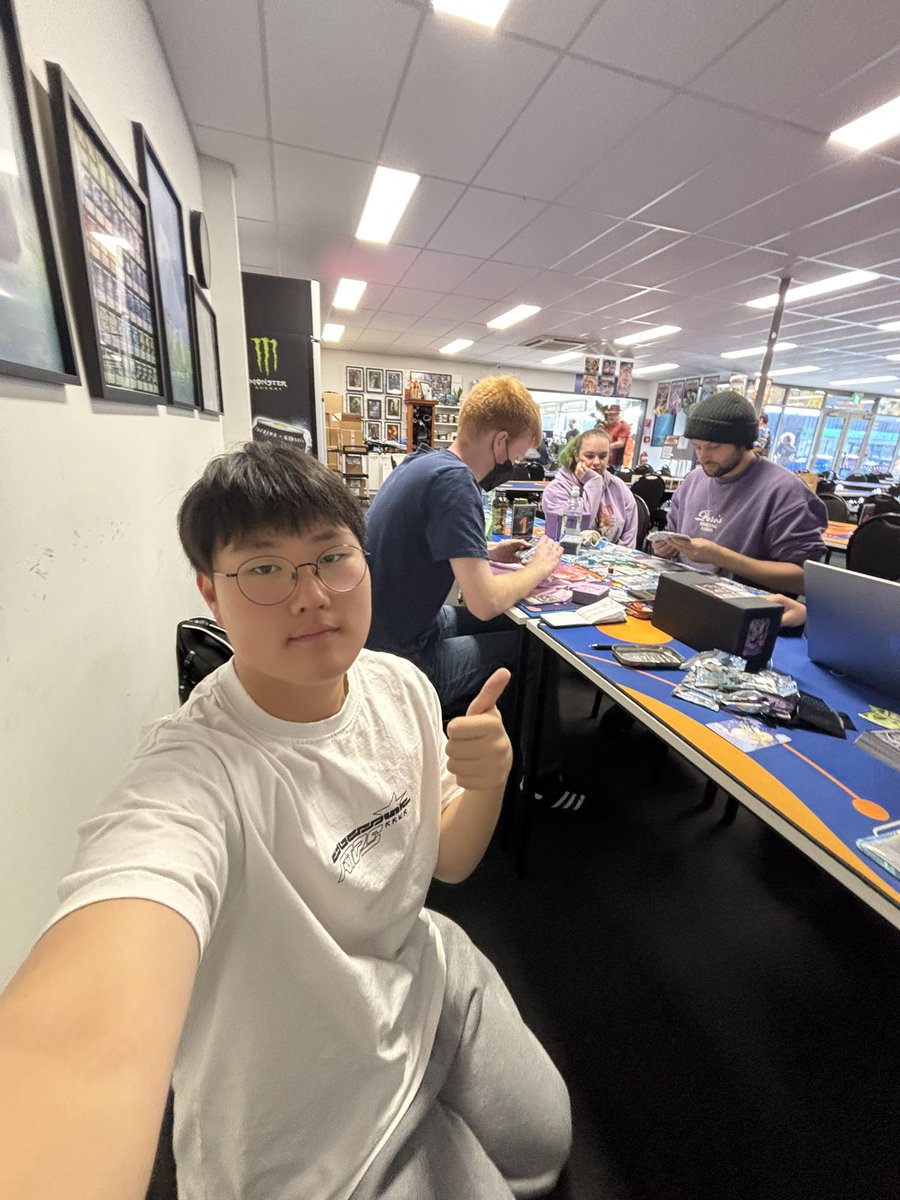 xlucasis's tweet photo. Top 4 another sc c:

Card merchant Christchurch Store champs 

no testing 1 month since i played ari

played wind ari w 1 regoonerate 

Fire Aetherwing 2-1
Fire Rai @TwoSideDice 0-2
Norm Slimes 2-0
Razorgale 2-1

TOP 4
Fire rai (@TwoSideDice) 1-2

rai too hard to play against 💔 https://t.co/ALtaErHF5N
