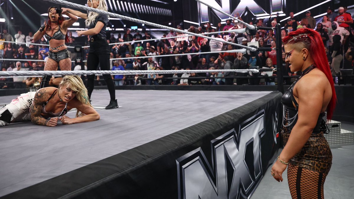 femaleviIlian's tweet photo. need y'all to check up on ur favorite wrestling lesbian. they just went through two 9/11s in one week https://t.co/paBmQ3t4uI