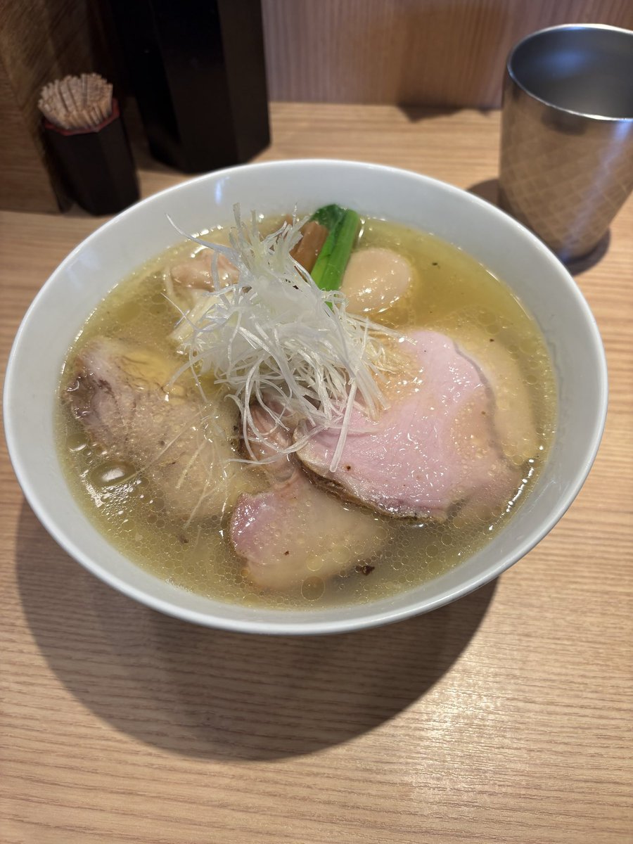 みゅーろ tweet media