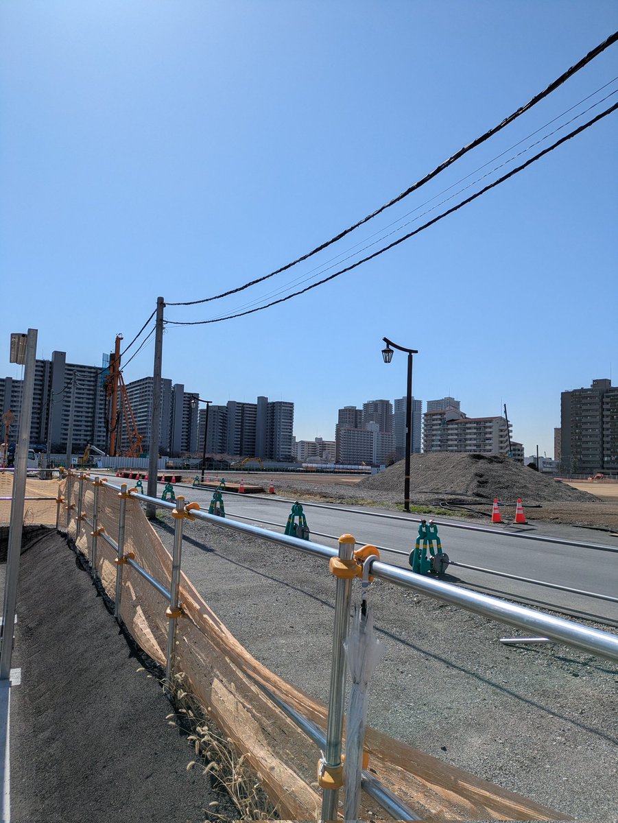 mory1yeah's tweet photo. いつぞや和田くんといった釣り堀が更地になってた https://t.co/q4XJnenOWP