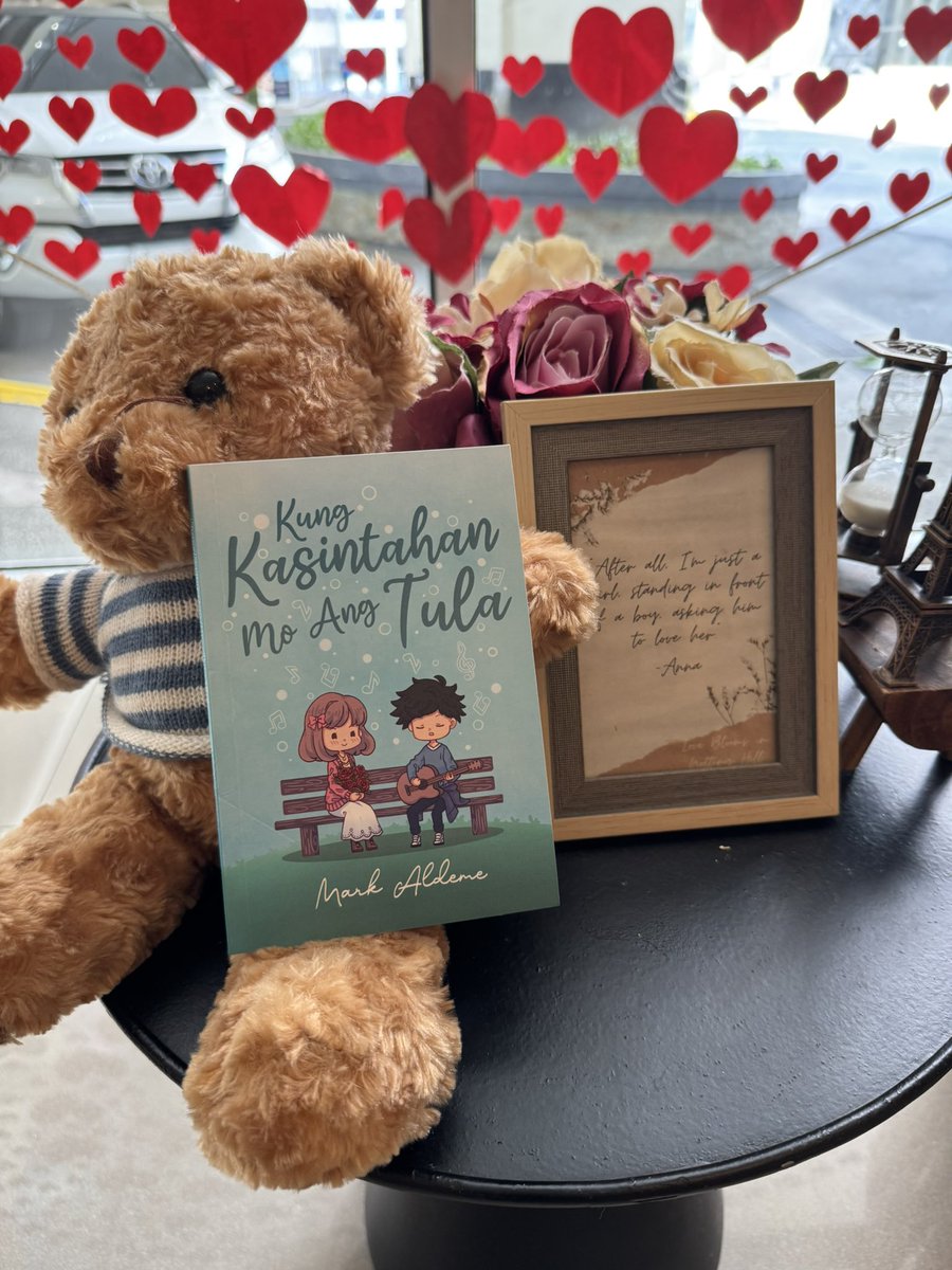 LifebooksPH's tweet photo. New book alert: KUNG KASINTAHAN MO ANG TULA by Mark Aldeme. P85 lang! 

#book #poetry #Love #Wattpad #Lifebooks https://t.co/LmYc4pTBR8