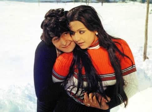 BollyMemories's tweet photo. #50YearsOfKabhiKabhie 27Feb1976
Kabhi Kabhie Mere
Main Pal Do Pal
Tere Chehre Se
Mere Ghar Aaye

#AmitabhBachchan #ShashiKapoor #Rakhee #WaheedaRehman #RishiKapoor #NeetuSingh #SimiGarewal #Naseem

#Sahir 
#Khayyam

#YashChopra https://t.co/OmGG0RYYX2