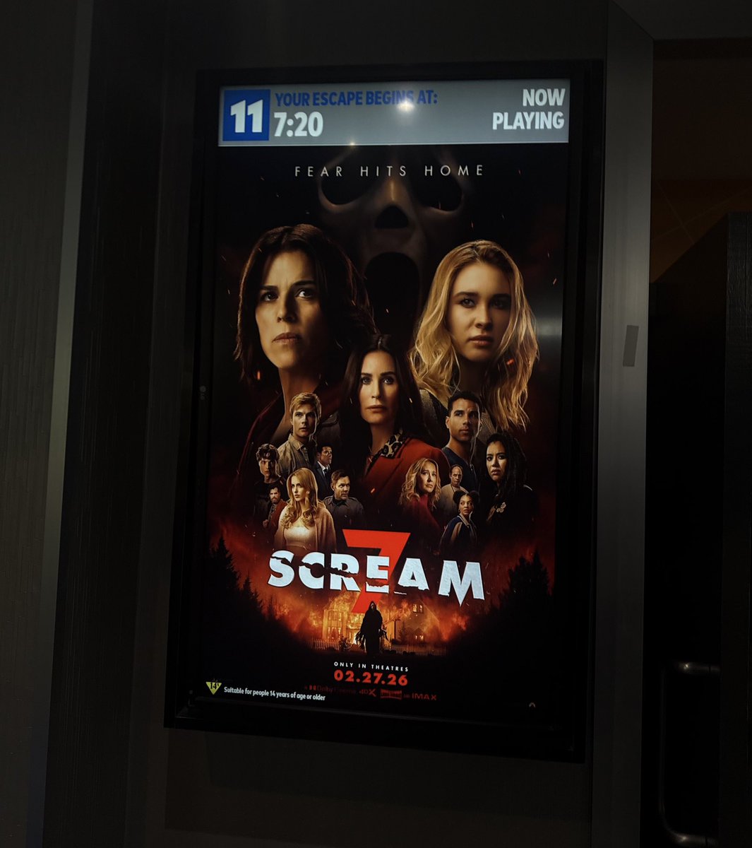 redxrory's tweet photo. SOOO GOOD  #SCREAM7 https://t.co/1jiWePLjjA