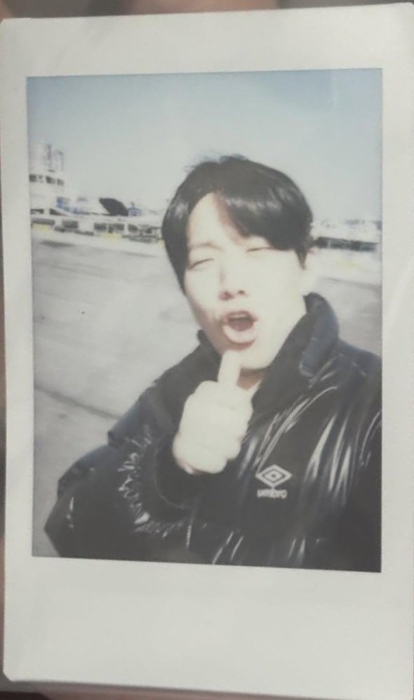 내가 보려고 모으는
윤도운도윤 돌아온 도운이의 생선 선물 이벤트🎁
>100장 폴라로이드<
*트위터에서 줏엇고 수평맞춰 크롭만 햇으며 인장은 안 건드릴라고 햇는데 4장 다 로고가 없엇습니다!