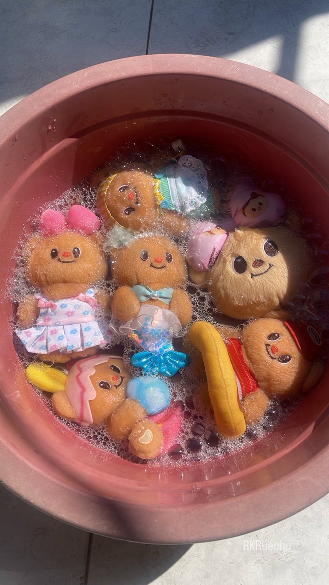 ได้ฤกษ์ซักน้องเบิ้ม เอ้ย น้องเนยคนสวย 
ว่าแต่ลงน้ำแล้ว ทำไมน้องเบิ้มไม่แฟ่บลงเลยลูก 

#Butterbear #ด้อมน้องเนย <a href="/butterbear_th/">Butterbear.th</a>