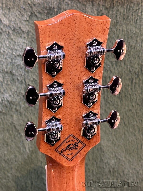 acoustic_gp's tweet photo. 2026年製の #メイトン がついに入荷‼
2026年の1本目は・・・
なんと #Masterbuilt でした😎
半年待つほどの人気モデル😎
Maton
-MASTER BUILT- The Maton Classic
https://t.co/Dh1I4iSIqx
#Maton https://t.co/6rb9wxw5PU