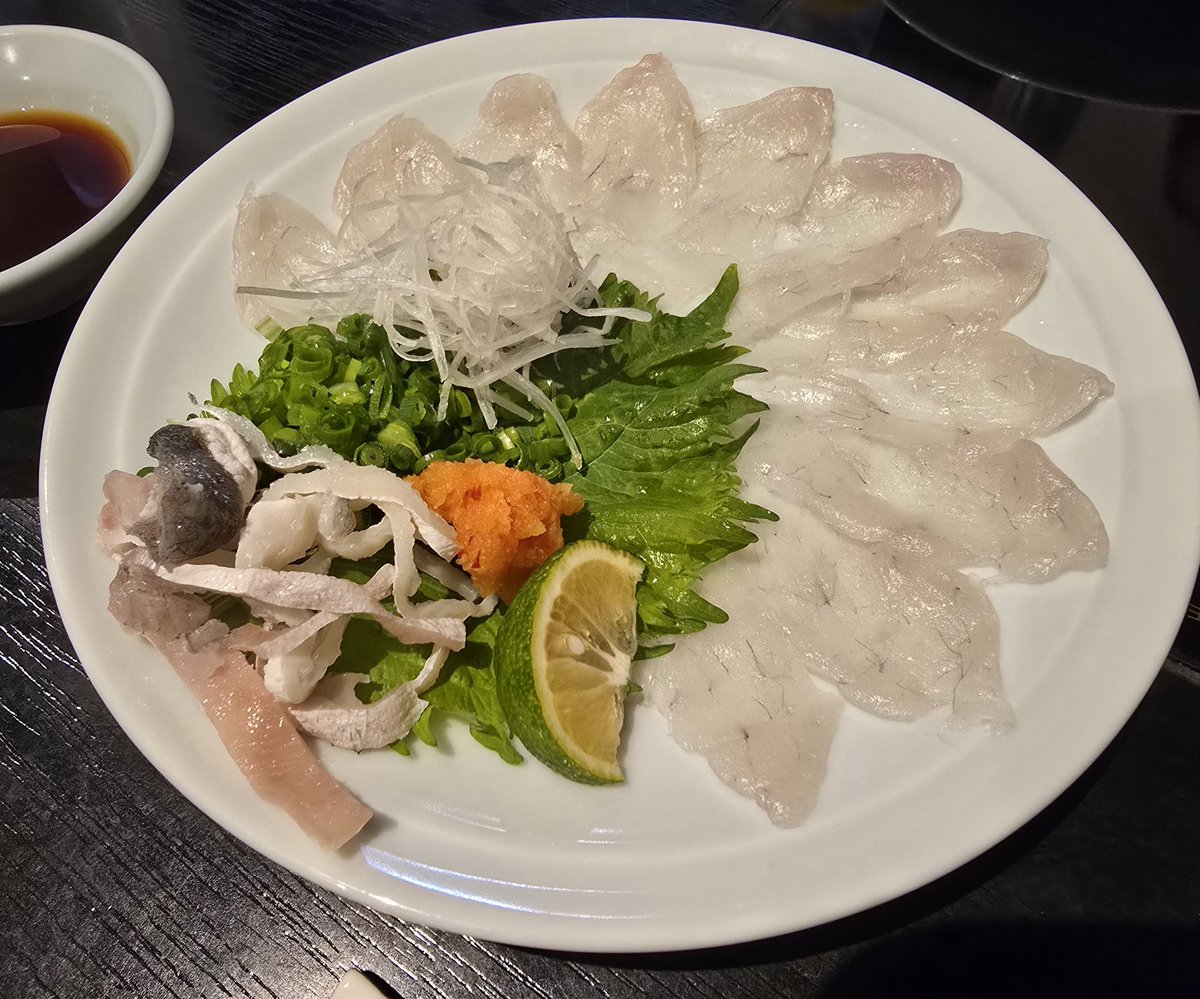 亰(京) tweet media