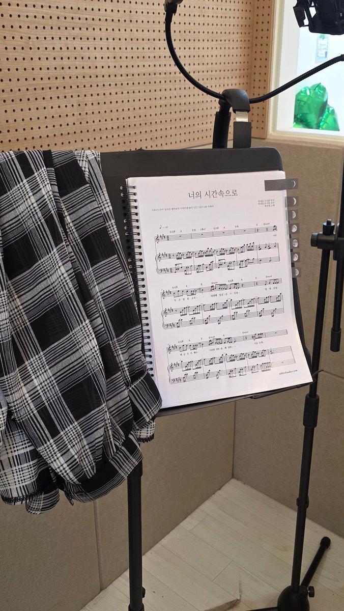 와리이리 tweet media