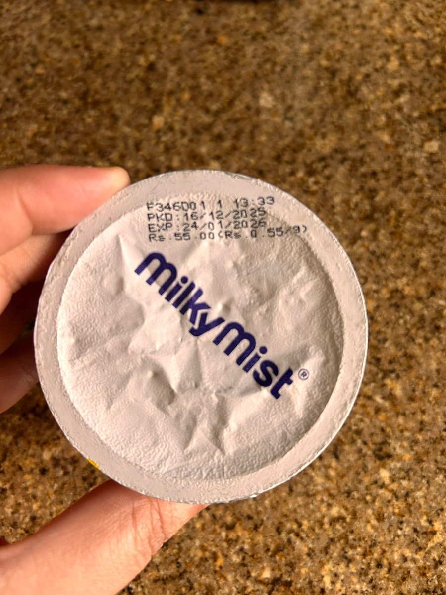mr316rahul's tweet photo. @letsblinkit @deepigoyal @jagograhakjago Ordered yogurt (ORD79344828671 on 26 Feb) for my kid but received an expired product. And the executive i spoke to (Inshah) was absolutely unfazed. Is this Blinkit's commitment level? Sorry state of affairs ! https://t.co/vKVkqujyTe