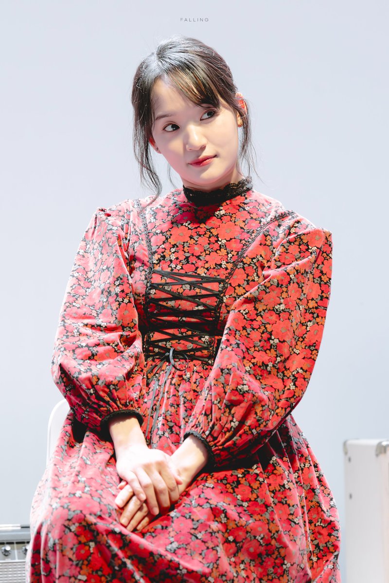 𝑭𝑨𝑳𝑳𝑰𝑵𝑮🍃 tweet media