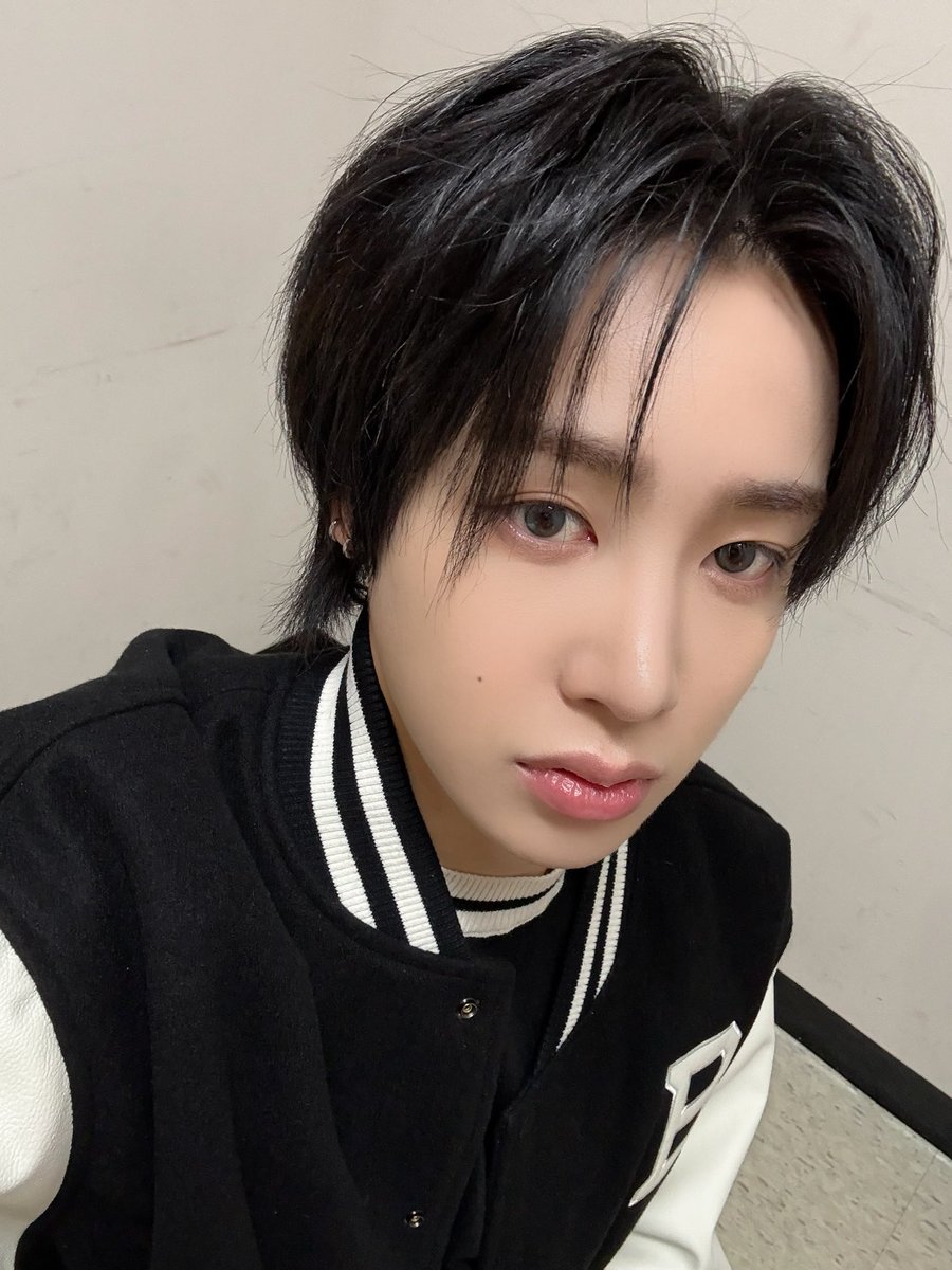 xikers_official's tweet photo. [#헌터] 😗
#xikers #싸이커스 https://t.co/Fzs8kleQ00