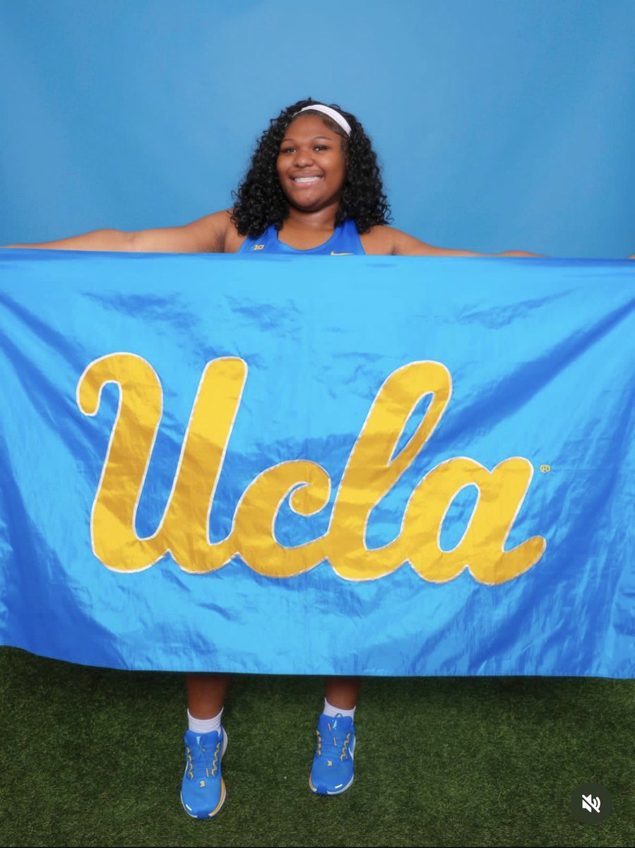 Briana Davis tweet media