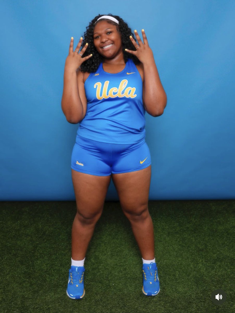 Briana Davis tweet media