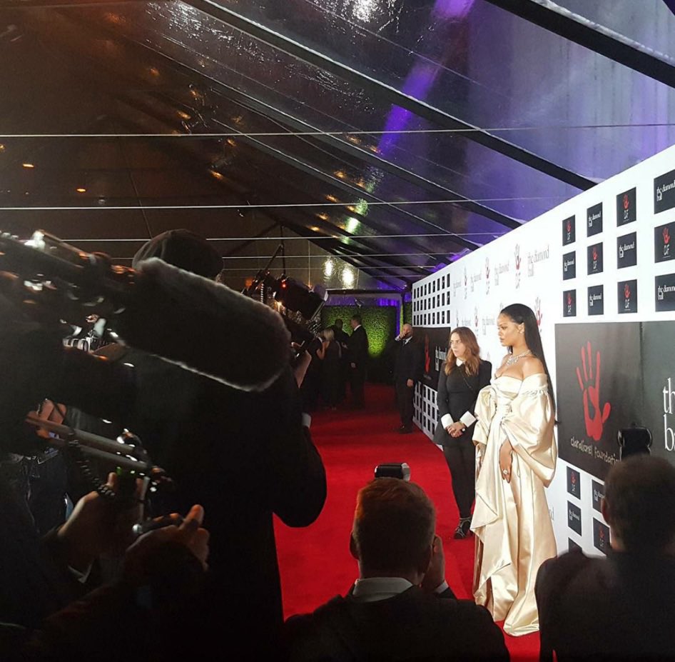 rbadgalririf's tweet image. we’re here #diamondball