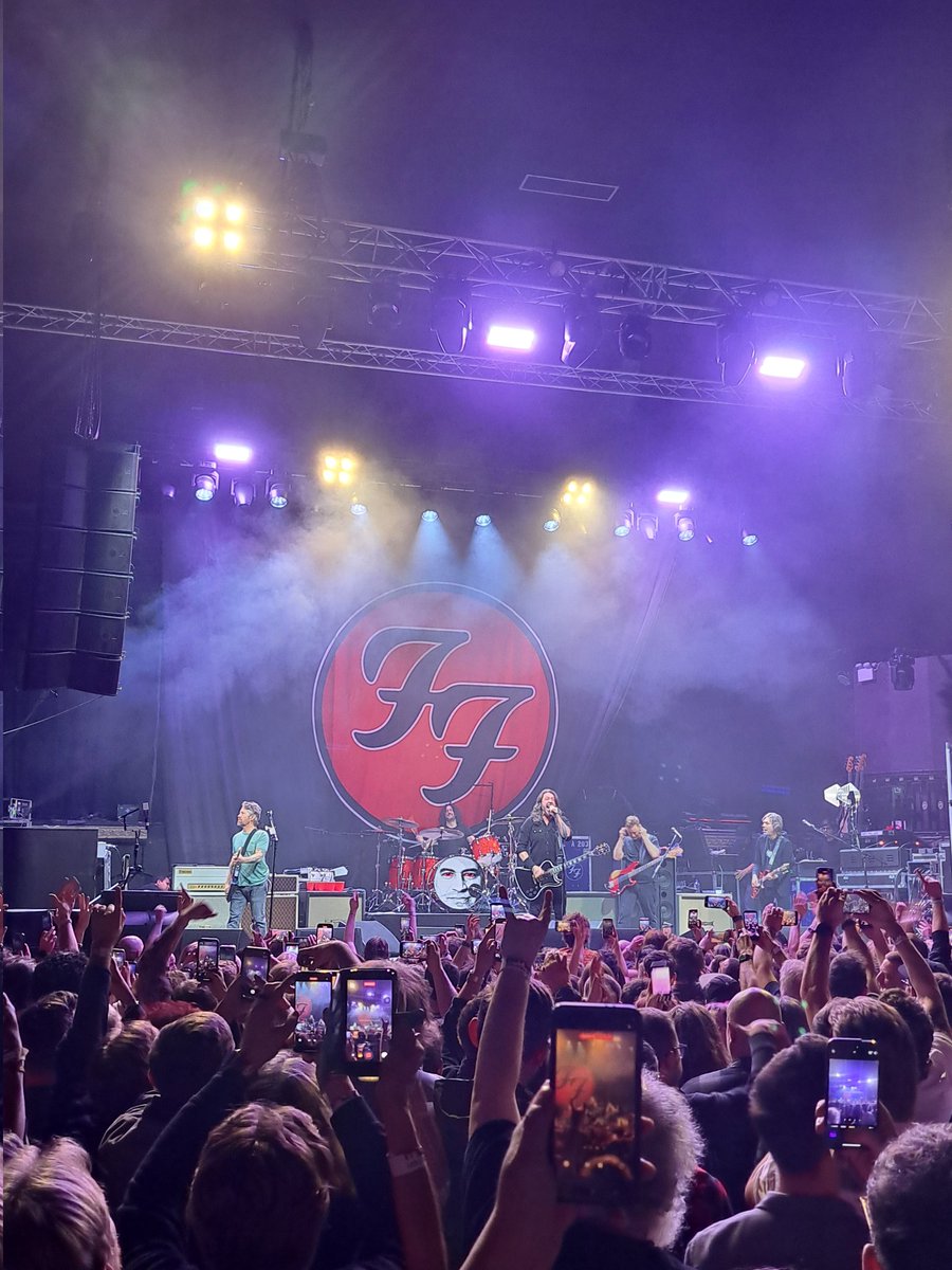 parryhausen tweet media