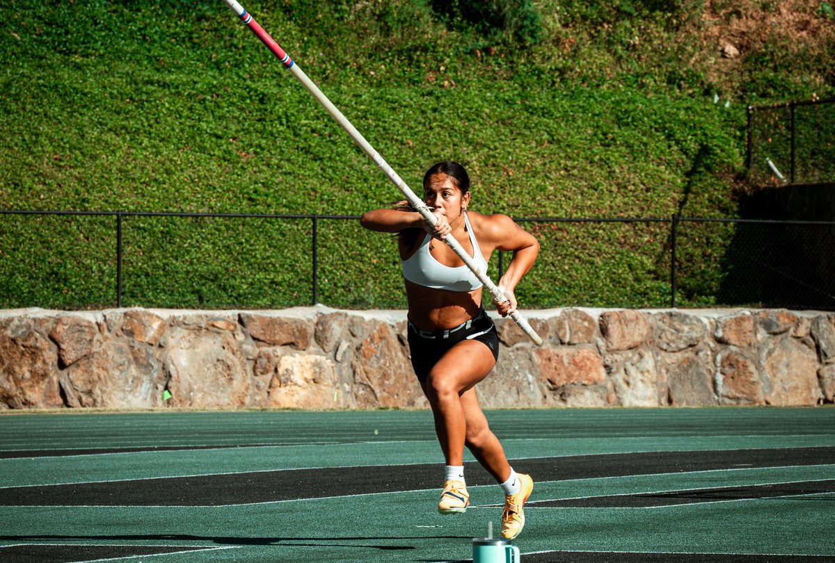 Hawaii XC/T&F tweet media