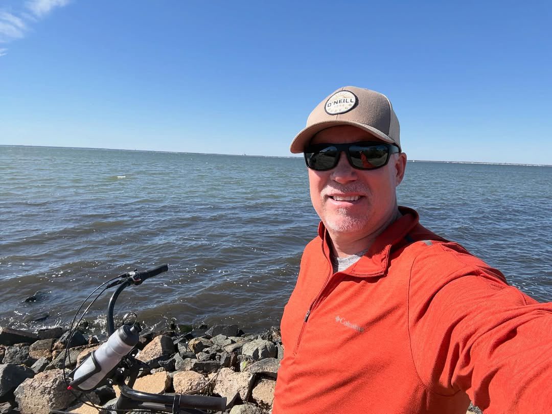 Richard1654636's tweet photo. Life ain't perfect but I'm grateful for what I have. Try to be positive each & everyday!
#lifeisgood #BeachLife #positivestyle #bikeride https://t.co/YjcLJjHbwN