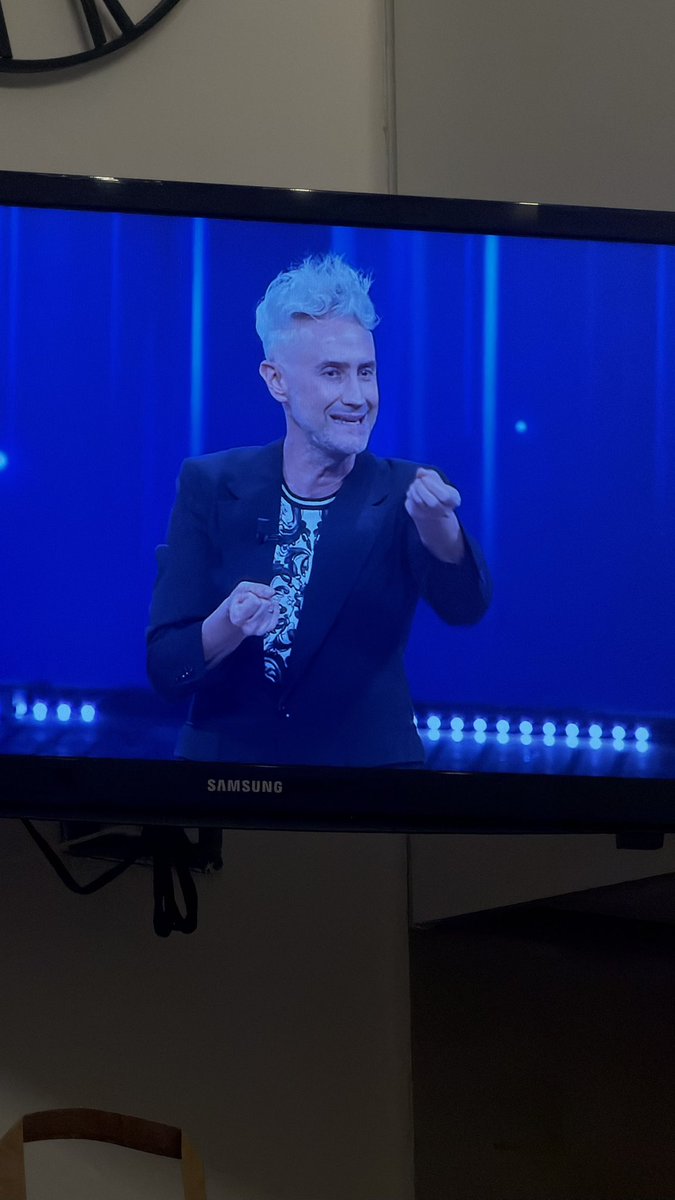 lorenzomega_'s tweet image. domani 8 in fisica raga