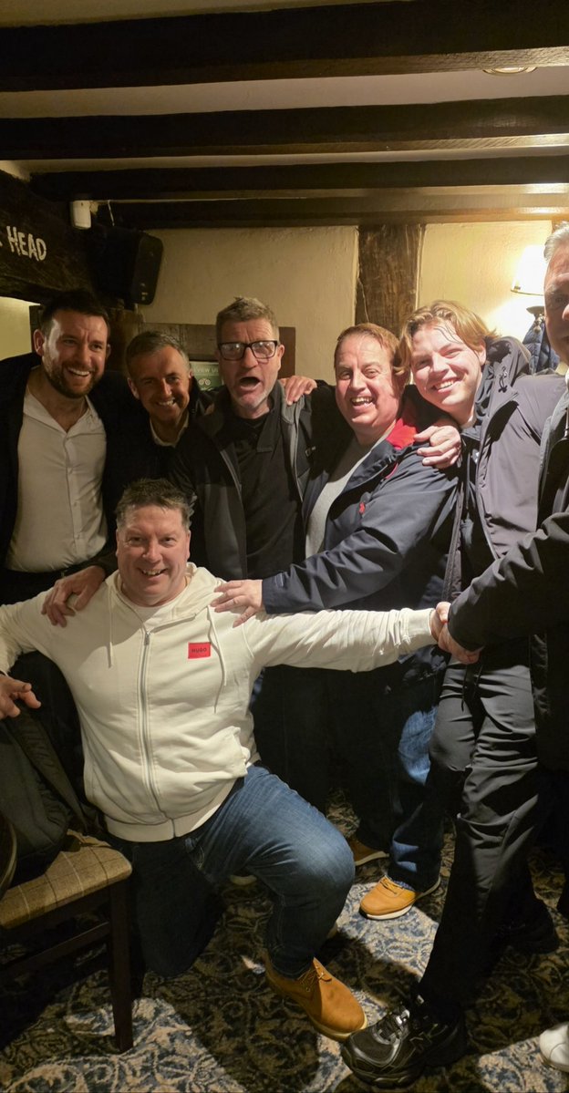 JP &amp; Andy Mutch on the lash

Some
Fucking
Day