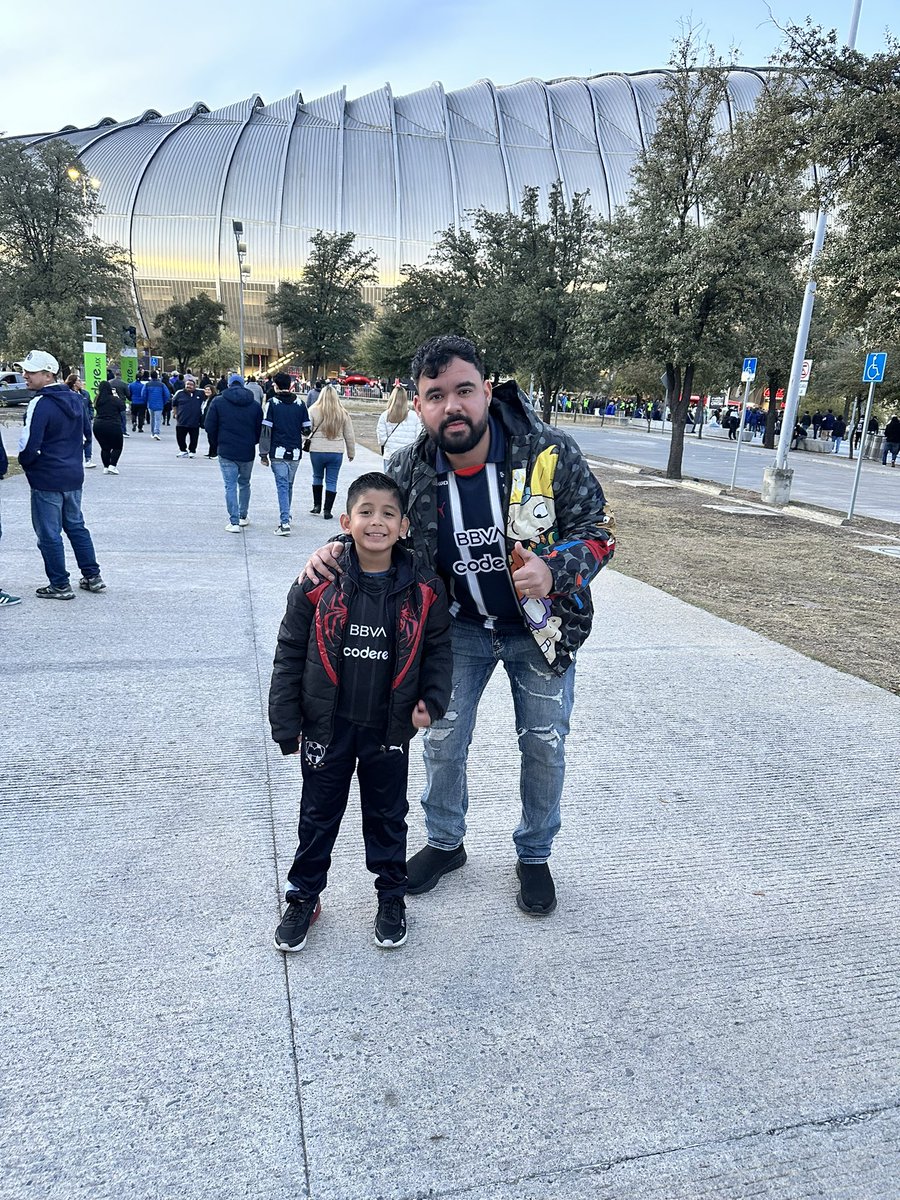 LuisSaenzRayado's tweet photo. @Rayados @CodereMX Luis Miguel Sáenz valadez https://t.co/fpW5MJzWPJ