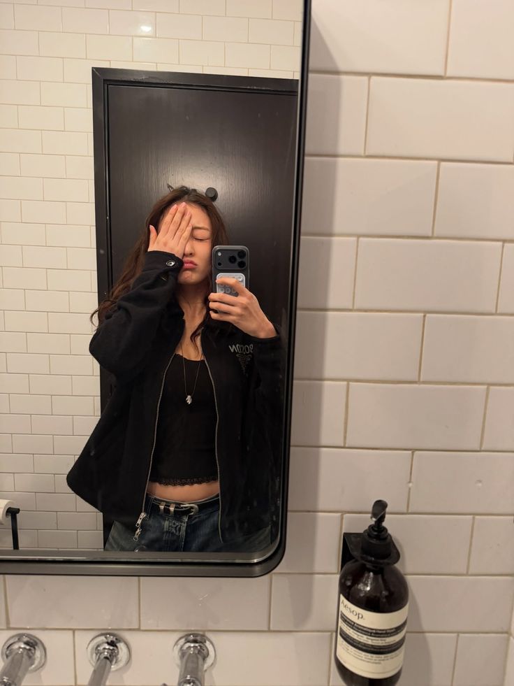 JIHYO 🍑 tweet media