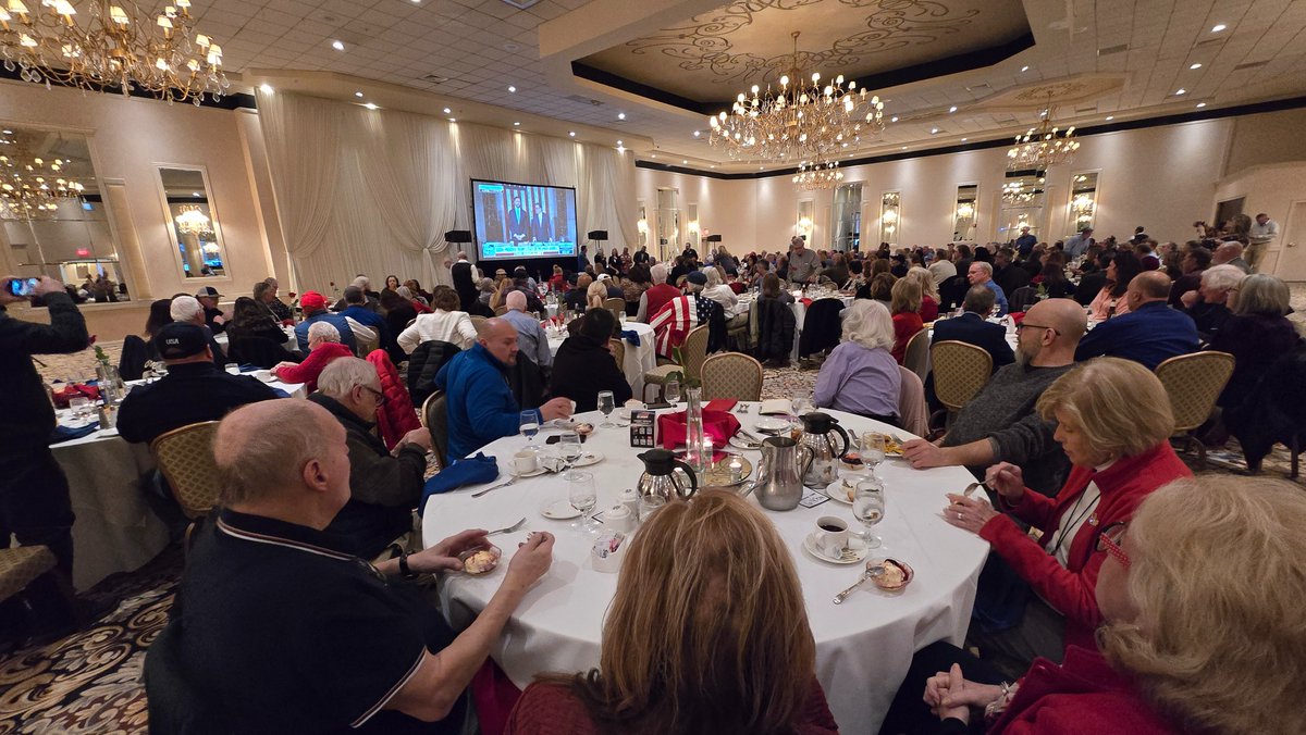 Robert B. Johnson tweet media