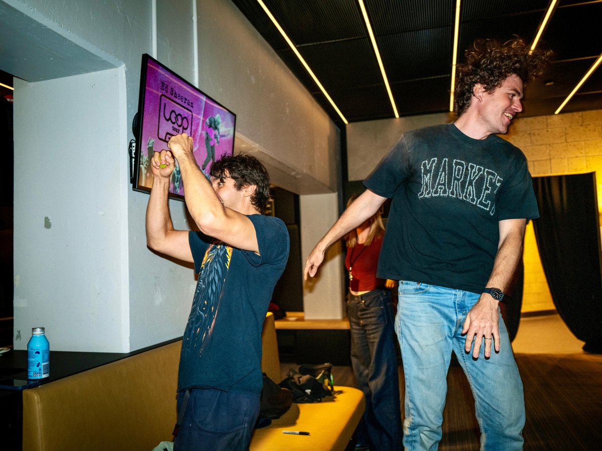 Vance Joy tweet media