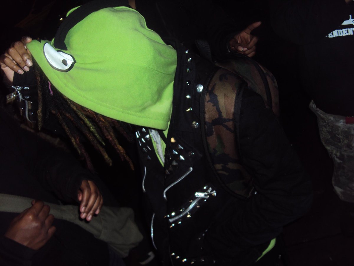 h8izah3rt🏳️⚧️ tweet media