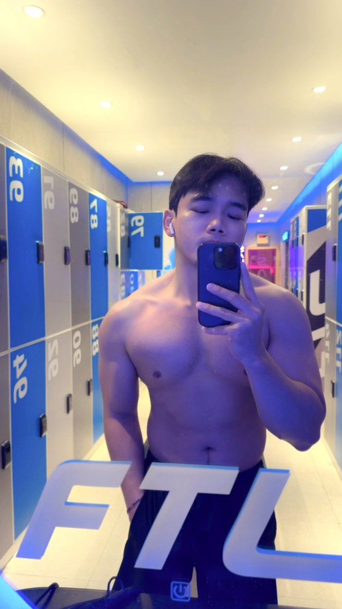 tnahwan8_ tweet media