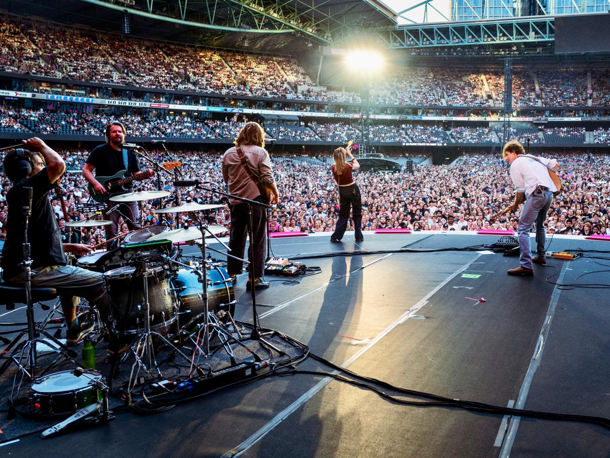 Vance Joy tweet media