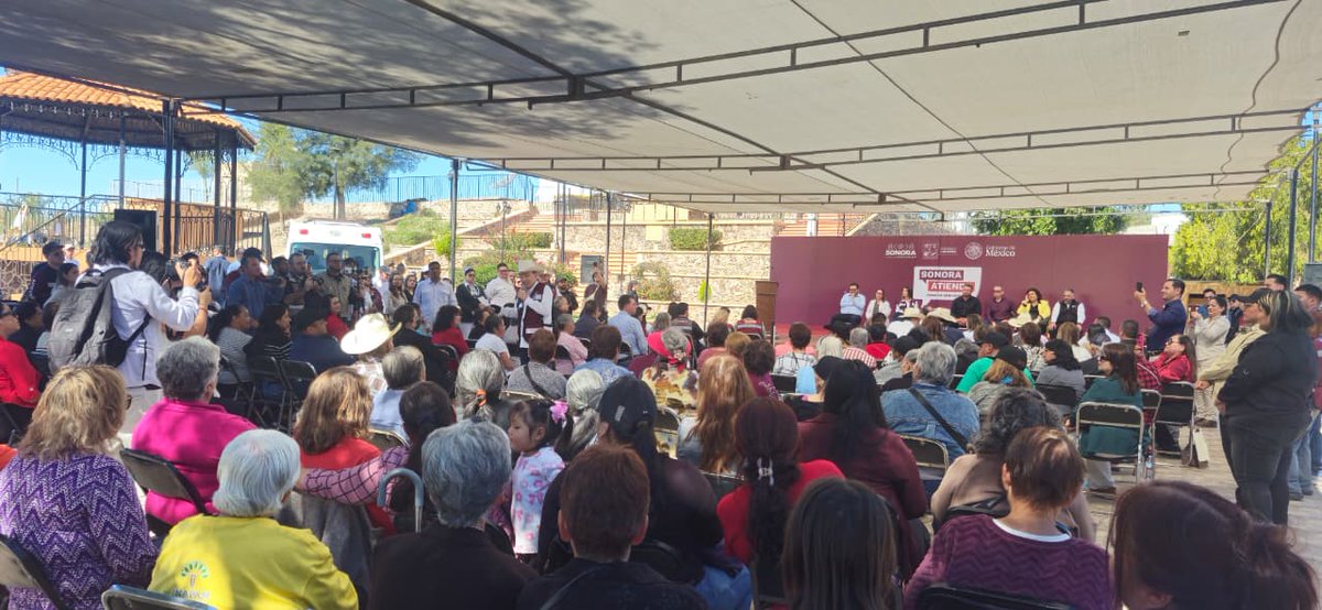 IcatsonS's tweet photo. ICATSON presente en Oquitoa durante la jornada “Sonora Atiende”, brindando cortes de cabello gratuitos, impulsados por el gobernador @AlfonsoDurazo , continuamos promoviendo la formación técnica como una herramienta de transformación social.

#TierraDeOPortunidades https://t.co/9JaDE3oAF0