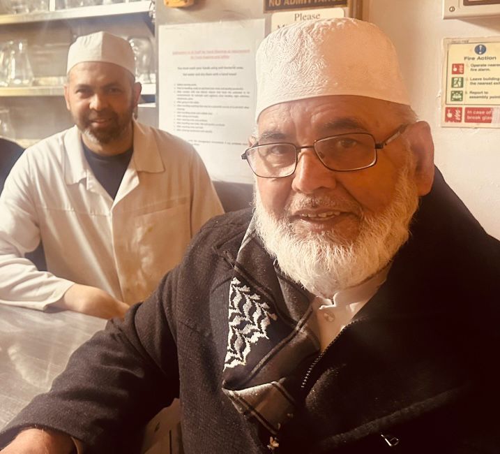 Recipes passed on from generations since 1964! Our legendary Chef Yaseen with Chef Gulfraz from teacher to student! 

The Sweet Centre Restaurant is the place to be!

#curry #bradford #Trending #HiddenGem #uk #bantams #sweetcentre #FoodieBeauty