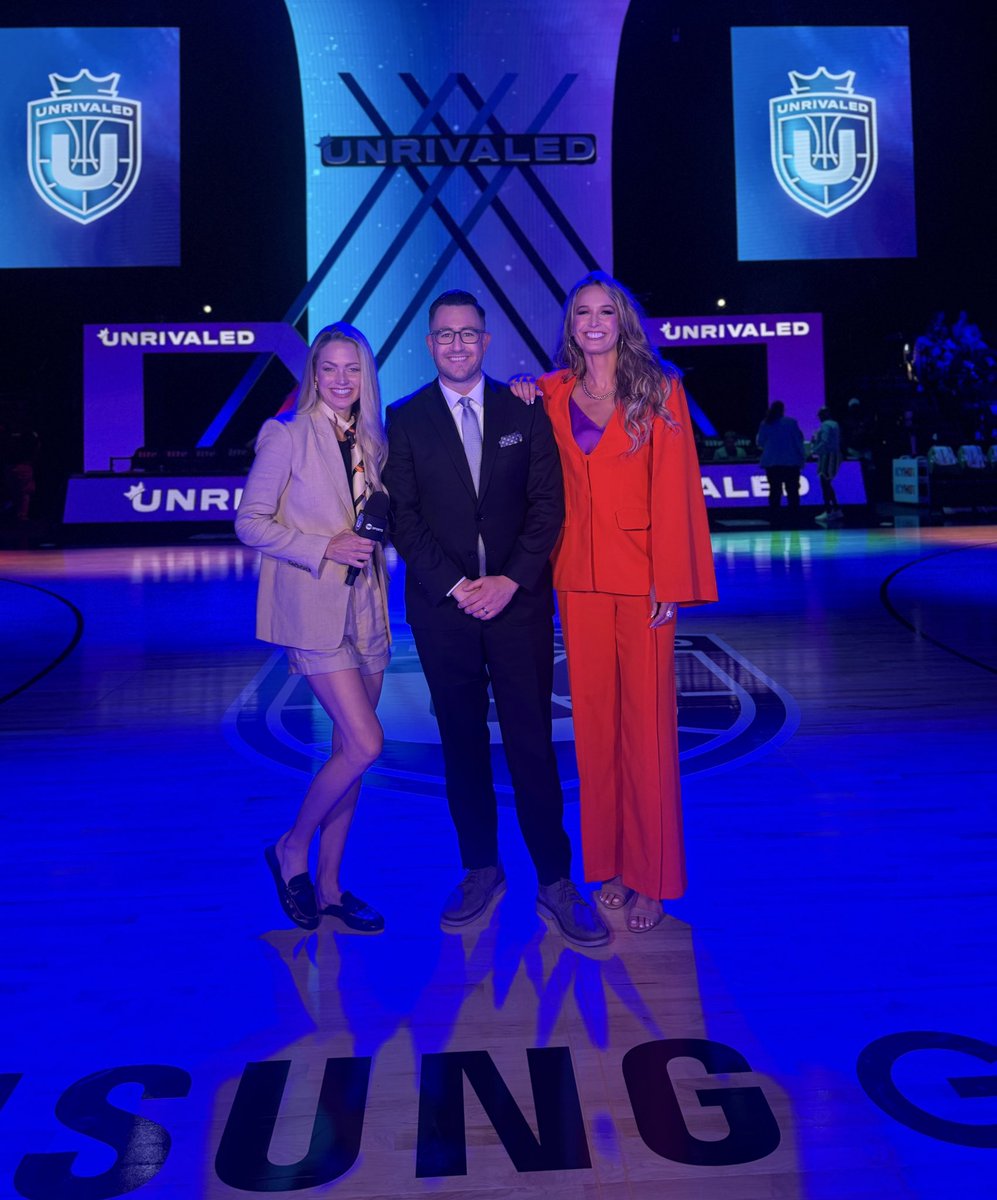 sarah kustok tweet media