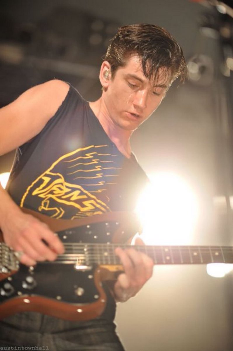 worst arctic monkeys pictures bot tweet media