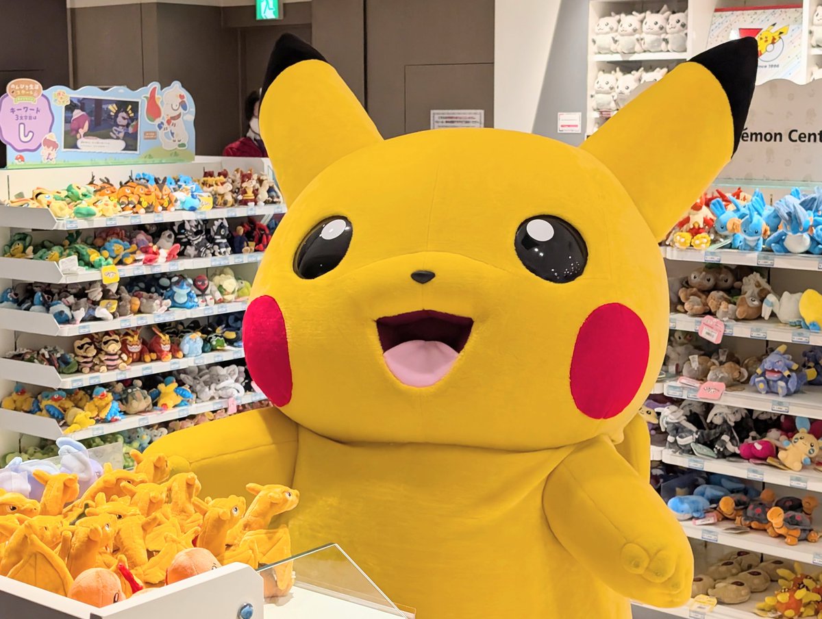 開店前にピカチュウが遊びに来てくれた！