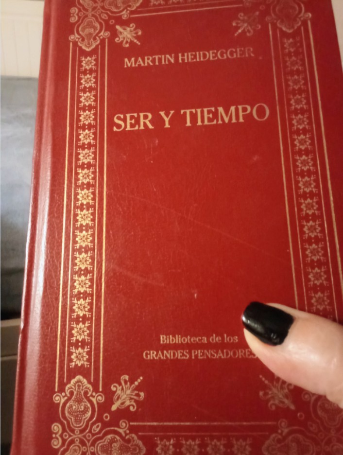 ISABELR00418554's tweet photo. Algunos leen tanto q se los olvida pensar. Otros leen un capítulo y ya están listos para cambiar el mundo.
La lectura no es un deporte de resistencia, es una lluvia de ideas.

Anónimo https://t.co/IuqKys2s5n